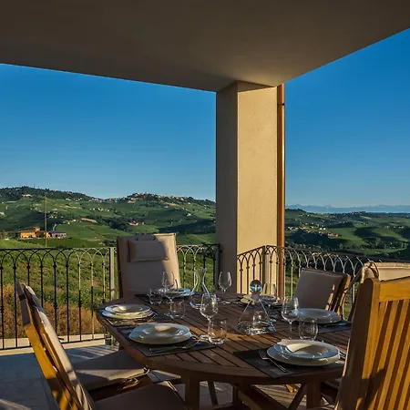 Vitae Tatil Evi Castiglione Falletto